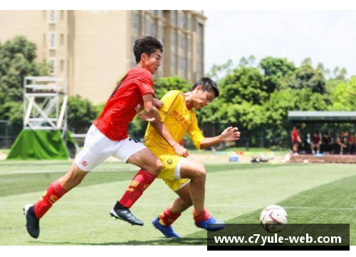 秦鹏：从起点到巅峰，一位足球才俊的成长之路